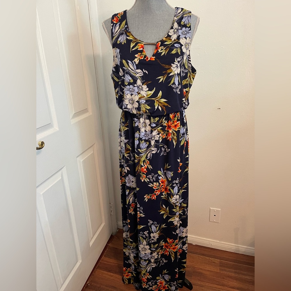 NAIF Navy Floral Maxi Dress. Size L